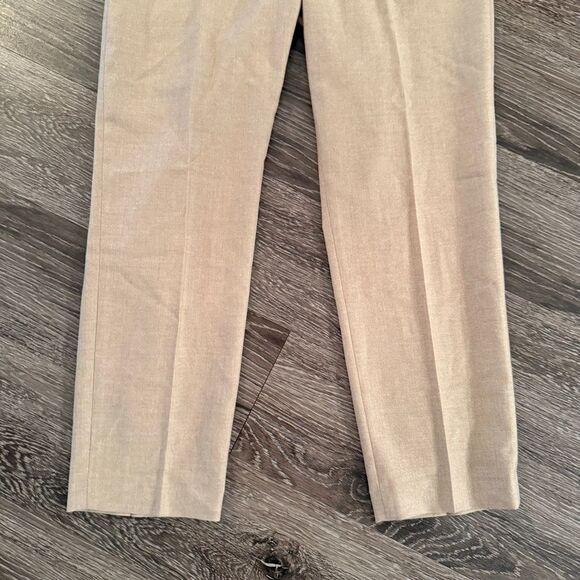 Theory Tailor Trouser in Sleek Flannel - Picture 7 of 7